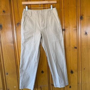 Everlane - The Utility Straight Leg Crop Patch Pocket Pants in Khaki | Size 0